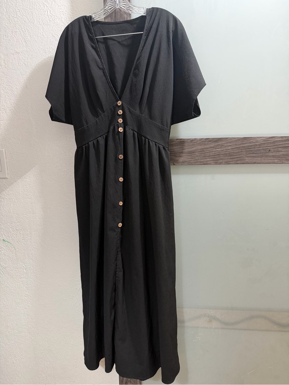 SHEIN Black Button-Down V-Neck Maxi Dress